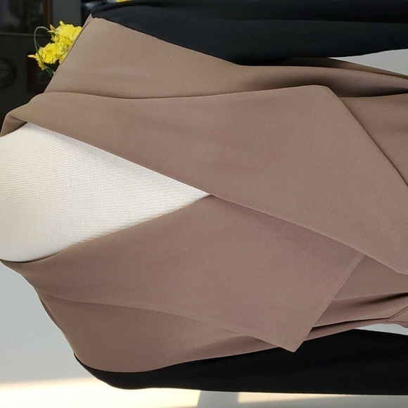 FREEWAY JACKET. CLAY COLOR with black sleeves and big pockets with tie. … - Picture 2 of 9